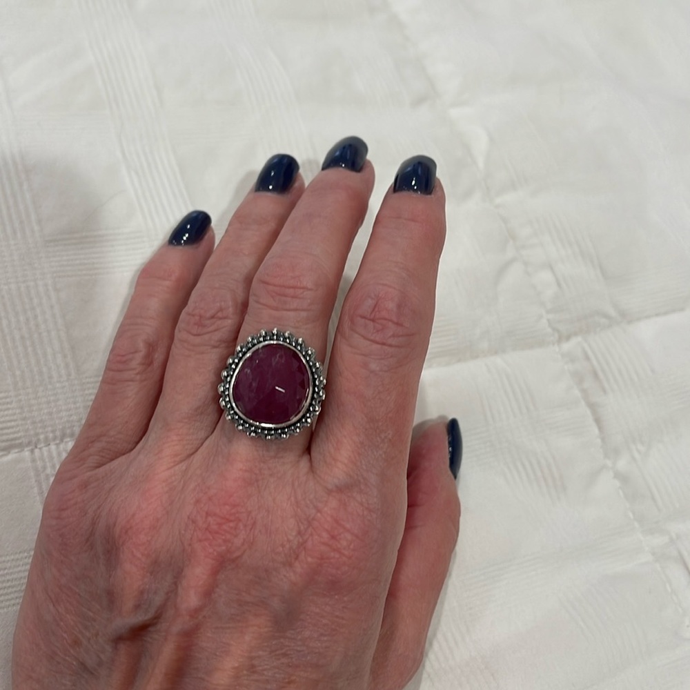 Sterling Silver Ring with Gorgeous Pink/Red Stone Size 7